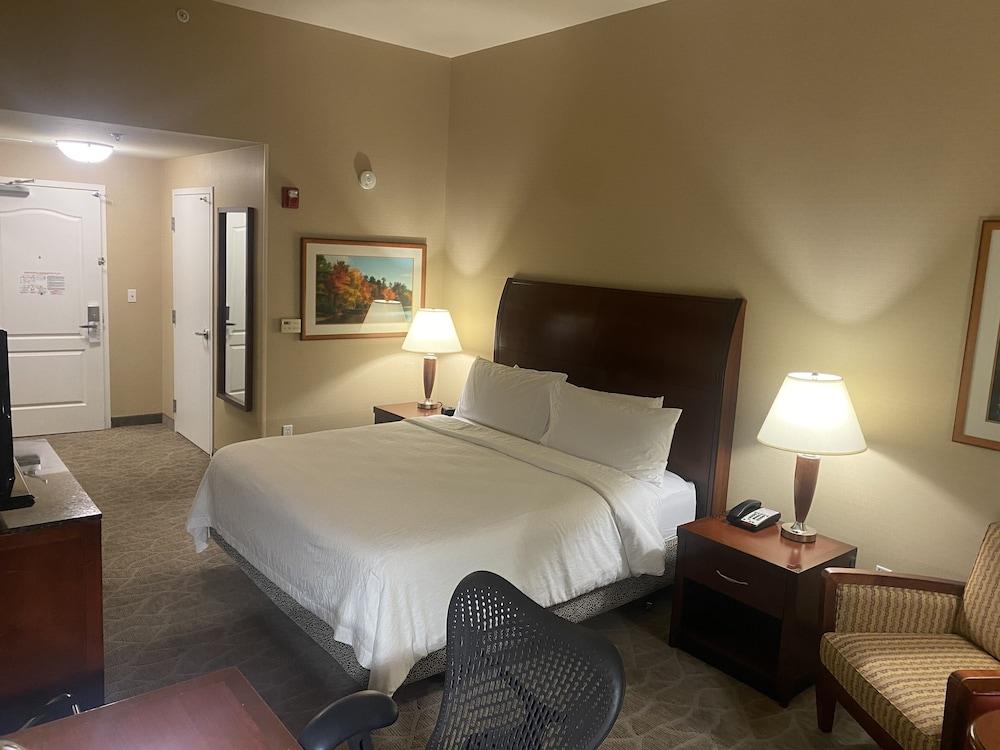 Hilton Garden Inn Palmdale Bagian luar foto